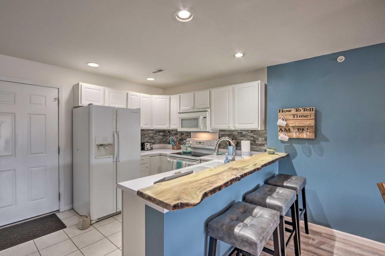 Step-Free Camdenton Condo With Boat Ramp, Dock, Slip Kültér fotó