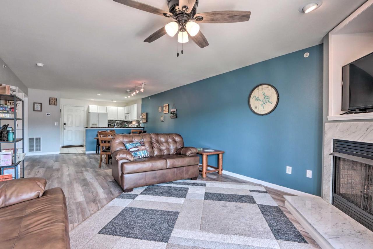 Step-Free Camdenton Condo With Boat Ramp, Dock, Slip Kültér fotó